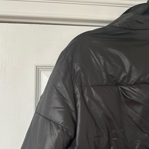 UGG Women's Black Puffer Jacket - Picture 10 of 13